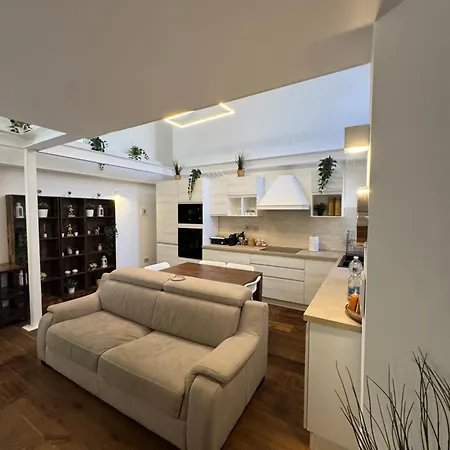 Holiday home Dea Dreams - Lofty Marghera *
